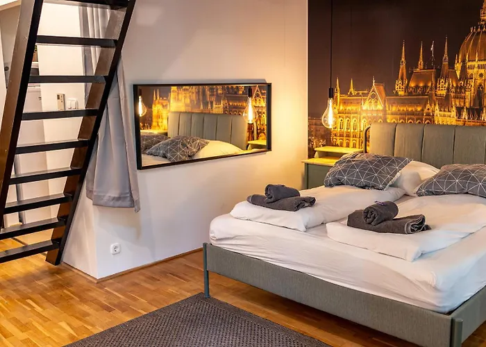 Mooki Loft&garden In Sohobudapest