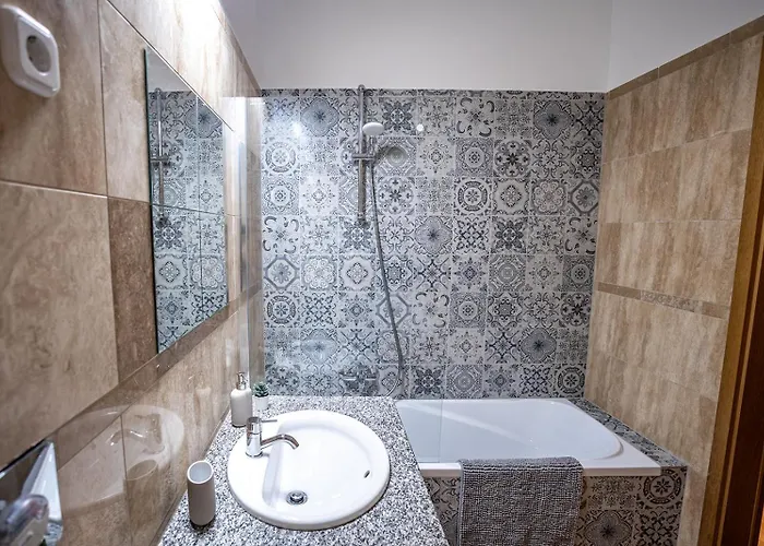 شقة Mooki Loft&garden In Sohobudapest بودابست