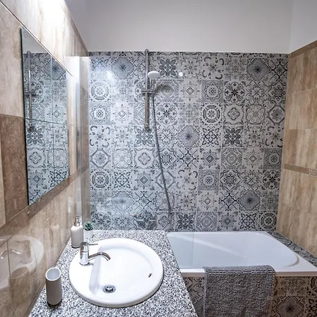 Appartement Mooki Loft&garden In Sohobudapest Boedapest